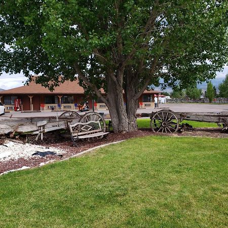 Butch Cassidy'S Hideout Motel Circleville Екстериор снимка