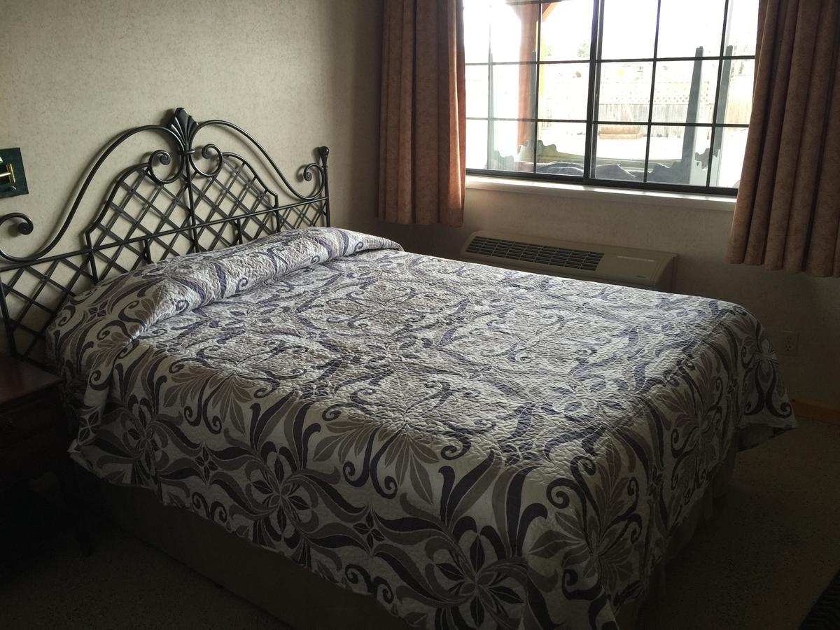 Butch Cassidy'S Hideout Motel Circleville Екстериор снимка